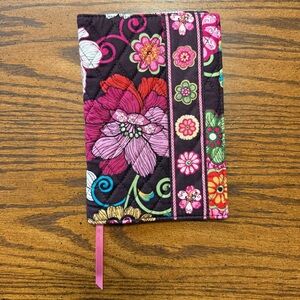 Vera Bradley Mod Floral Pink Quilted Fabric Book Cover NWT Retired Pattern